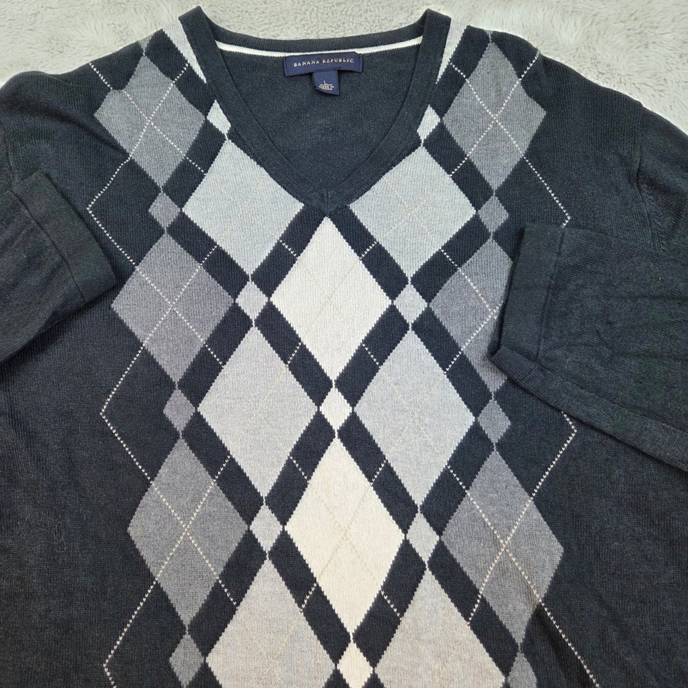 Banana Republic Silk Cashmere Argyle Sweater Mens L V-Neck Knit Charcoal Grey